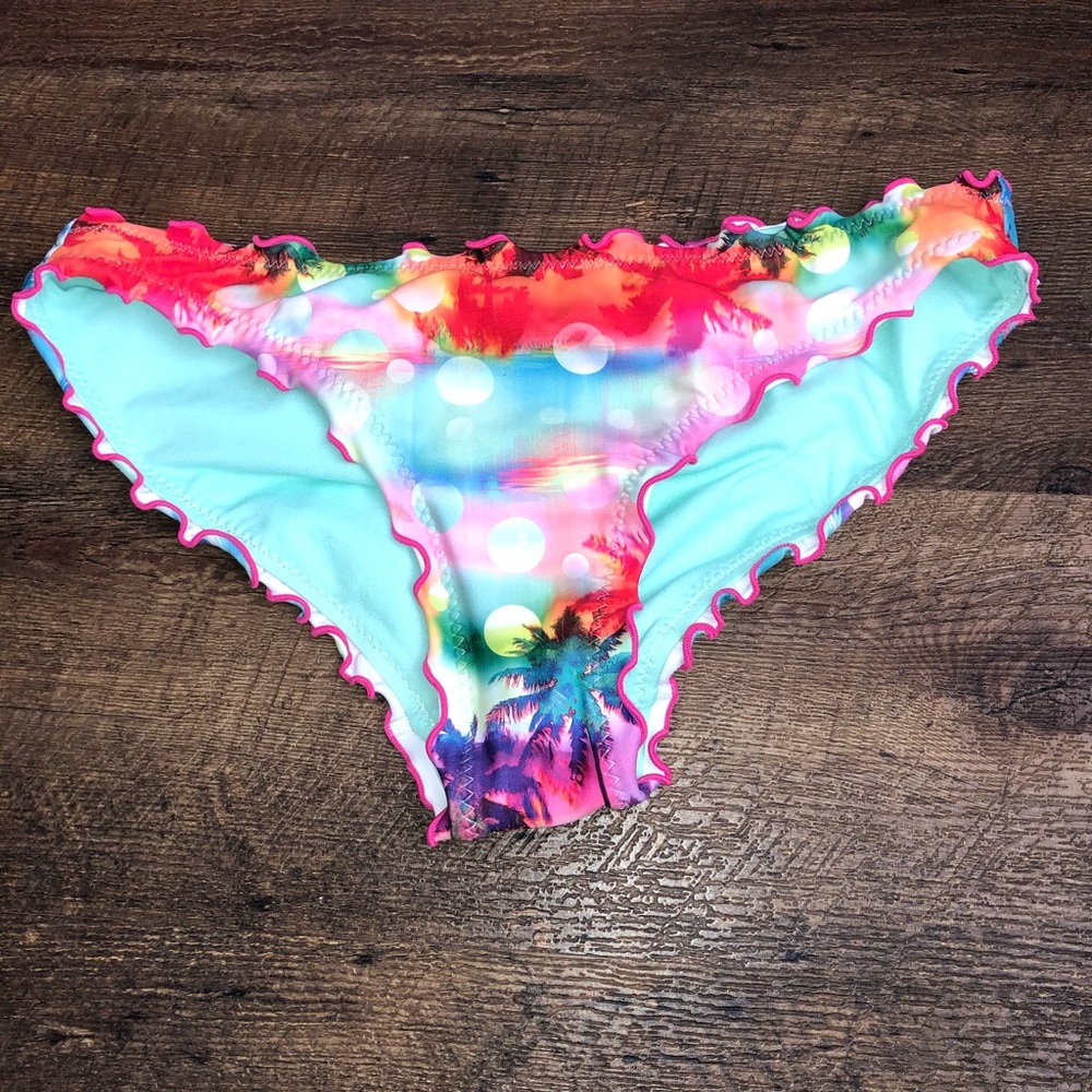 Bikini bottoms